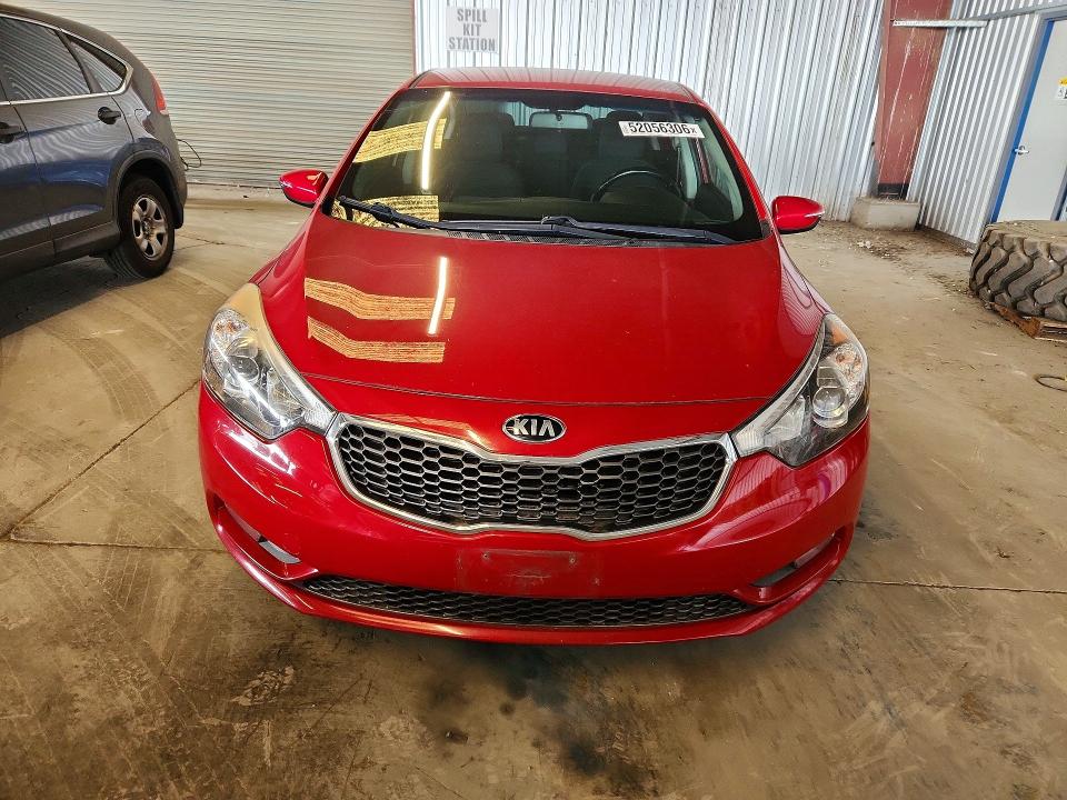 2015 Kia Forte VIN KNAFX4A82F5357982 COPART salvage auction — VANDALISM, Ca - Salvage Certificate, sold $1,450 on 2026-07-16 (photo 5)