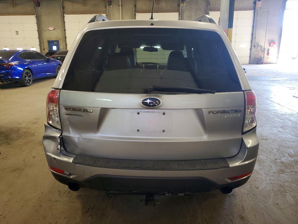 2013 Subaru Forester VIN JF2SHAEC2DH443530 COPART salvage auction — REAR END, Mn - Cert Of Title-Prior Salvage, sold $925 on 2026-07-02 (photo 6)