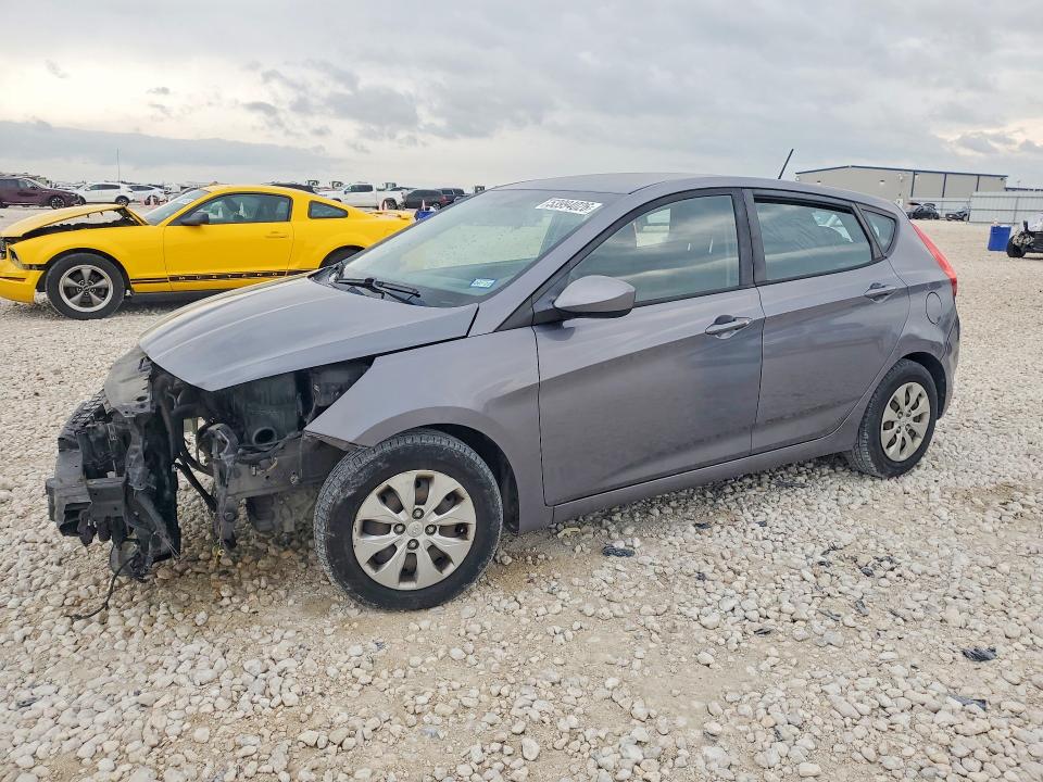 2017 Hyundai Accent VIN KMHCT5AEXHU335181 — COPART salvage auction photo