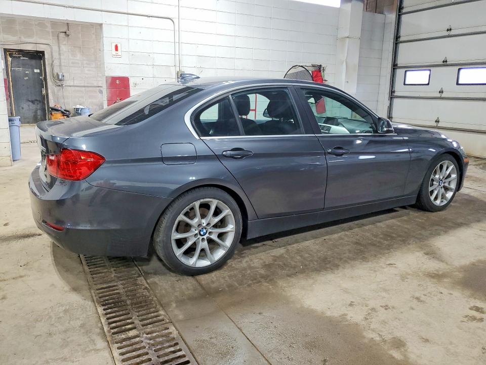 2015 BMW 3er VIN WBA3B1G56FNT04957 COPART salvage auction — REAR END, Mn - Certificate Of Title, sold $4,700 on 2026-07-02 (photo 3)