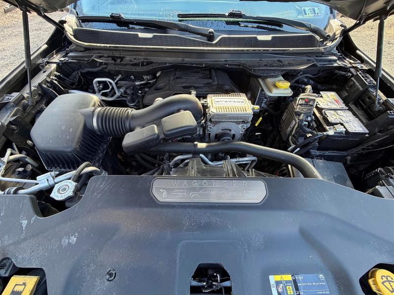 2022 Jeep Wagoneer VIN 1C4SJVBT4NS129042 COPART salvage auction — NORMAL WEAR, Nj - Cert Of Title W/Salvage Histor (P), sold $19,700 on 2026-07-08 (photo 7)