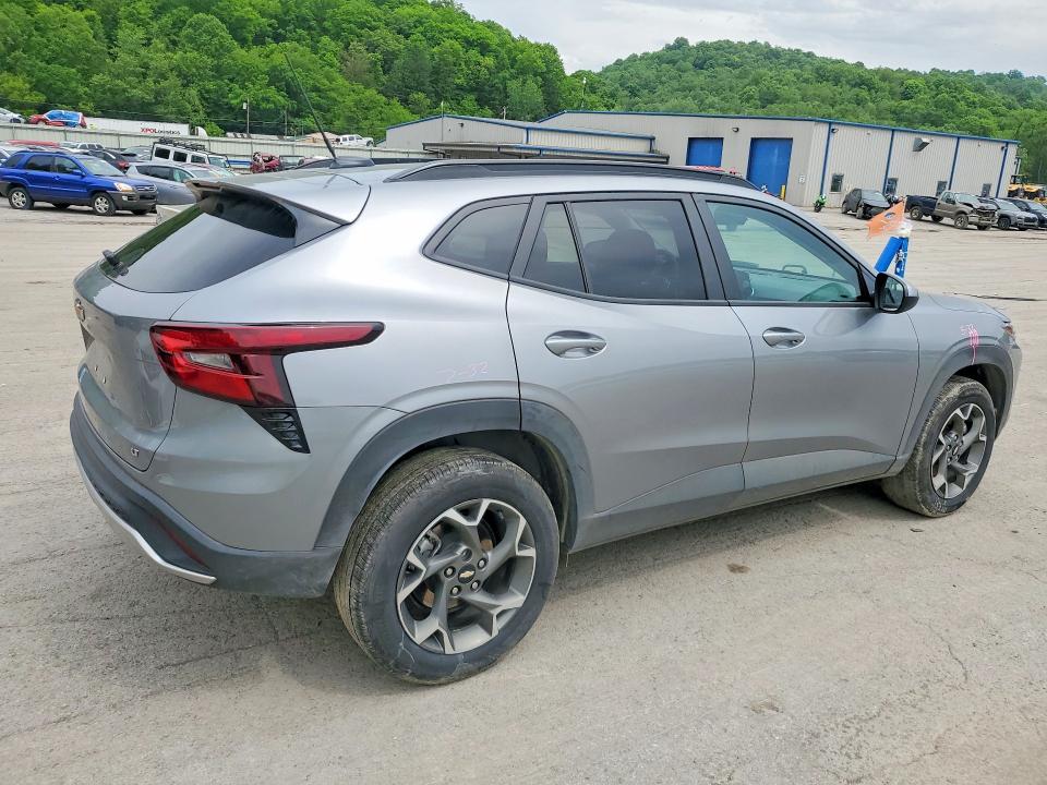 2025 Chevrolet Trax VIN KL77LHEP6SC234717 COPART salvage auction — FRONT END, Pa - Certificate Of Salvage, sold $6,100 on 2026-07-02 (photo 3)