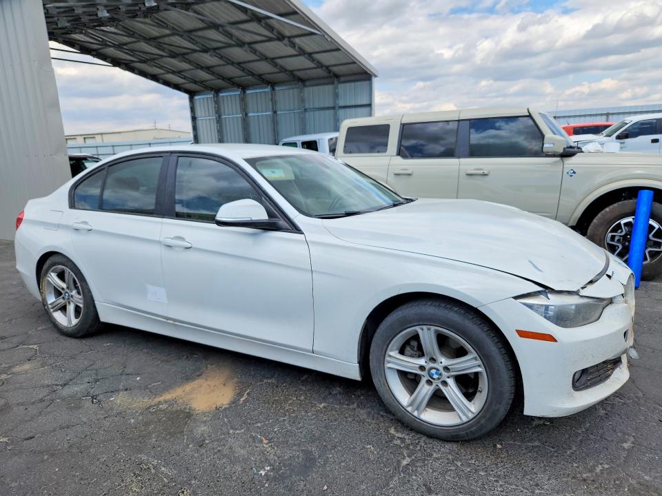 2014 BMW VIN WBA3B1G50ENS77849 COPART salvage auction — WATER/FLOOD, CA - SALVAGE CERTIFICATE, sold $80 on 2026-07-30 (photo 4)