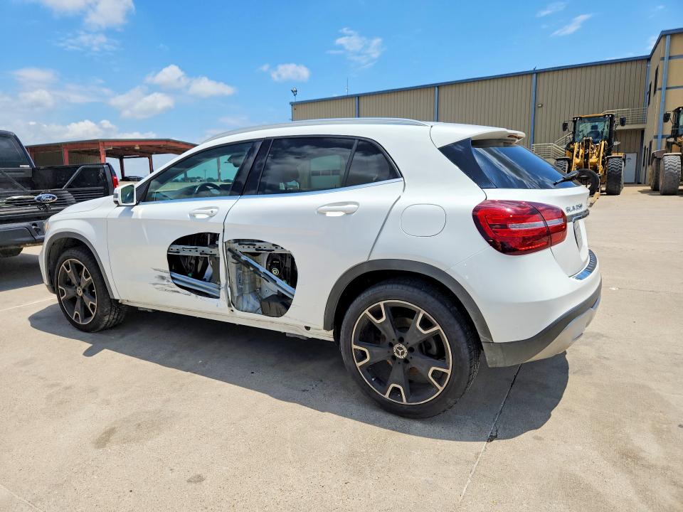 2019 Mercedes-benz Gla-klasse VIN WDCTG4GB6KU007659 COPART salvage auction — SIDE, Tx - Salvage Vehicle Title, sold $8,000 on 2026-07-27 (photo 2)