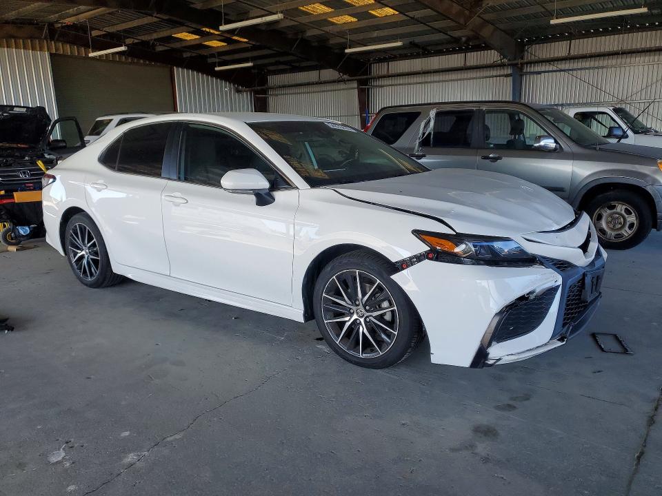 2022 Toyota Camry VIN 4T1G11AK6NU670309 COPART salvage auction — FRONT END, CA - SALVAGE CERTIFICATE, sold $7,500 on 2026-07-20 (photo 4)