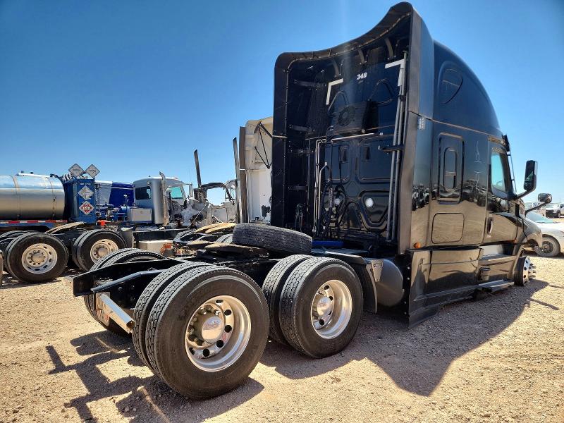 2025 Freightliner Cascadia VIN 3AKJHHDRXSSVP4222 COPART salvage auction — FRONT END, WV - SALVAGE CERTIFICATE, sold $57,000 on 2026-09-10 (photo 4)