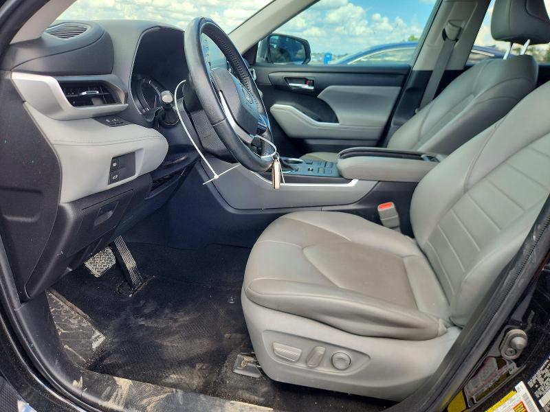 2022 Toyota Highlander VIN 5TDGZRBHXNS585847 COPART salvage auction — FRONT END, Fl - Cert Of Title Slvg Rebuildable, sold $14,100 on 2026-07-07 (photo 7)