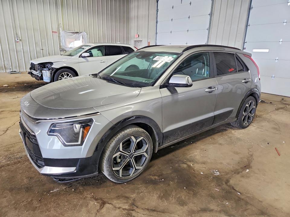 2024 Kia Niro VIN KNDCR3LE5R5121327 COPART salvage auction — FRONT END, WI - CERT OF TITLE-SALVAGE VEHICLE, sold $7,800 on 2026-07-06 (photo 1)
