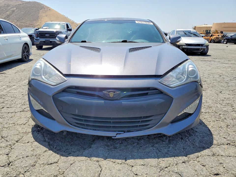 2015 Hyundai Genesis VIN KMHHU6KJ6FU126246 COPART salvage auction — MINOR DENT/SCRATCHES, Ca - Salvage Certificate, sold $2,400 on 2026-07-09 (photo 5)