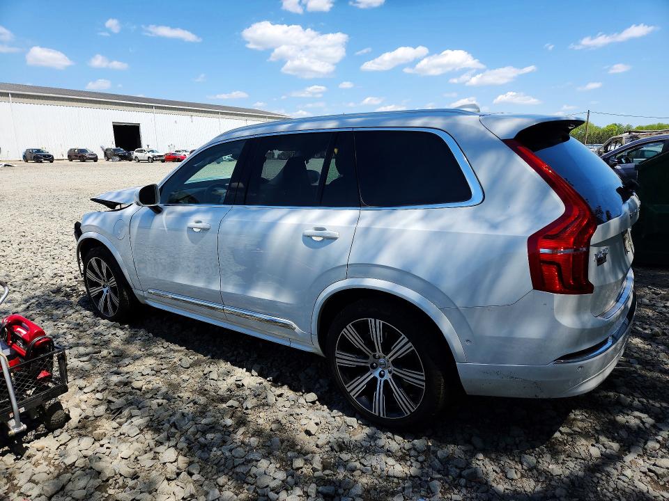 2024 Volvo VIN YV4H60CE1R1239358 COPART salvage auction — FRONT END, Nj - Cert Of Title-Salvage, sold $18,800 on 2026-07-20 (photo 2)