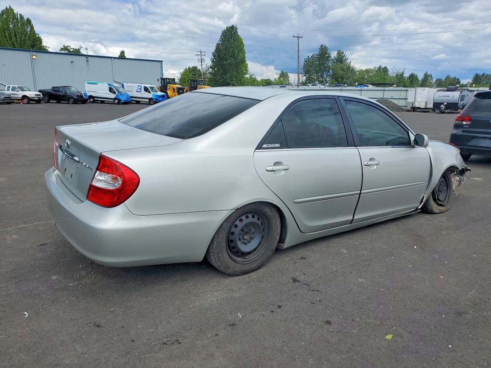 2004 Toyota Camry VIN JTDBE32K740260041 COPART salvage auction — FRONT END, Or - Salvage Title Certificate, sold $225 on 2026-07-29 (photo 3)