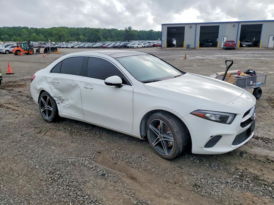 2019 Mercedes-benz A-class VIN WDD3G4EB7KW000724 COPART salvage auction — SIDE, Ar - Certificate Of Title, sold $8,600 on 2026-07-29 (photo 4)