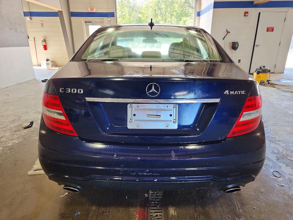 2012 Mercedes-benz C class VIN WDDGF8BB1CR228301 COPART salvage auction — MINOR DENT/SCRATCHES, Va - Certificate Of Title, sold $1,750 on 2026-07-14 (photo 6)