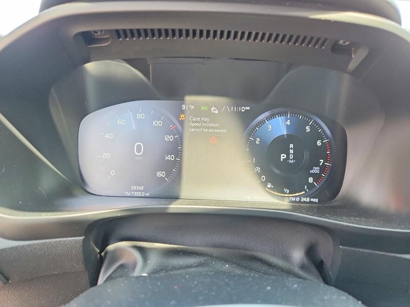 2021 Volvo Xc40 VIN YV4162UMXM2533699 COPART salvage auction — SIDE, TN - SALVAGE CERT-WATER DAMAGE, sold $5,900 on 2026-07-02 (photo 9)