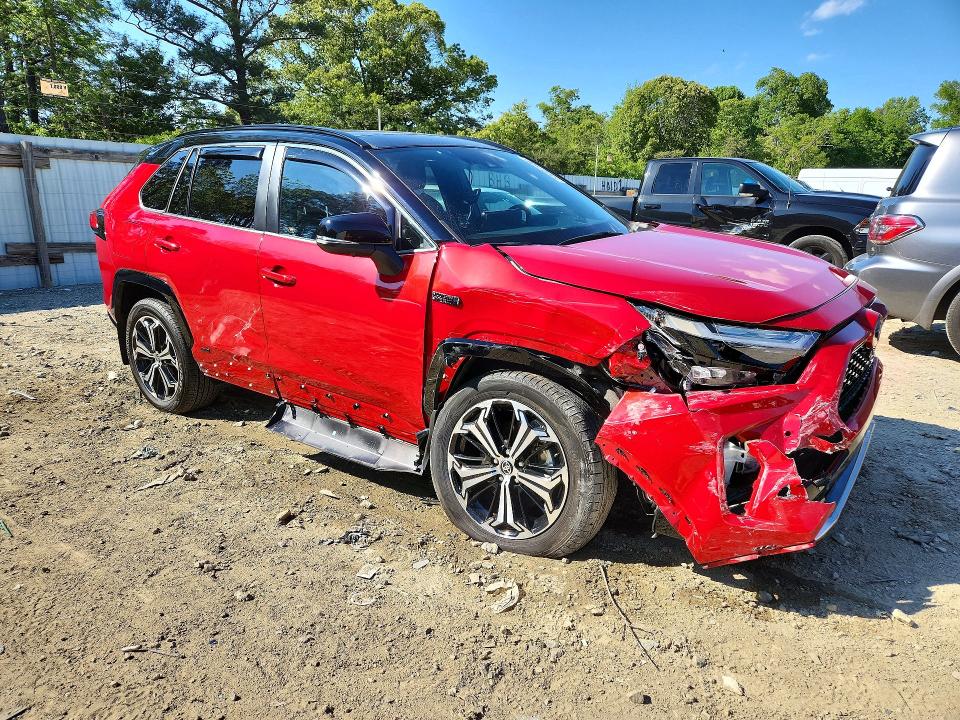 2024 Toyota Rav 4 VIN JTMFB3FV3RD208856 COPART salvage auction — SIDE, De - Salvage Certificate, sold $525 on 2026-07-21 (photo 4)