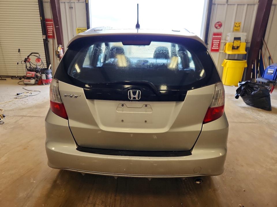 2013 Honda Fit VIN JHMGE8H51DC022302 COPART salvage auction — FRONT END, Tx - Certificate Of Title, sold $4,050 on 2026-07-07 (photo 6)
