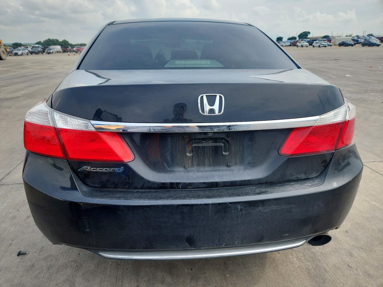 2014 Honda Accord VIN 1HGCR2F32EA165843 COPART salvage auction — Front End, MT - CERT OF TITLE-REBUILT SALVAGE, sold $1,000 on 2026-07-09 (photo 6)