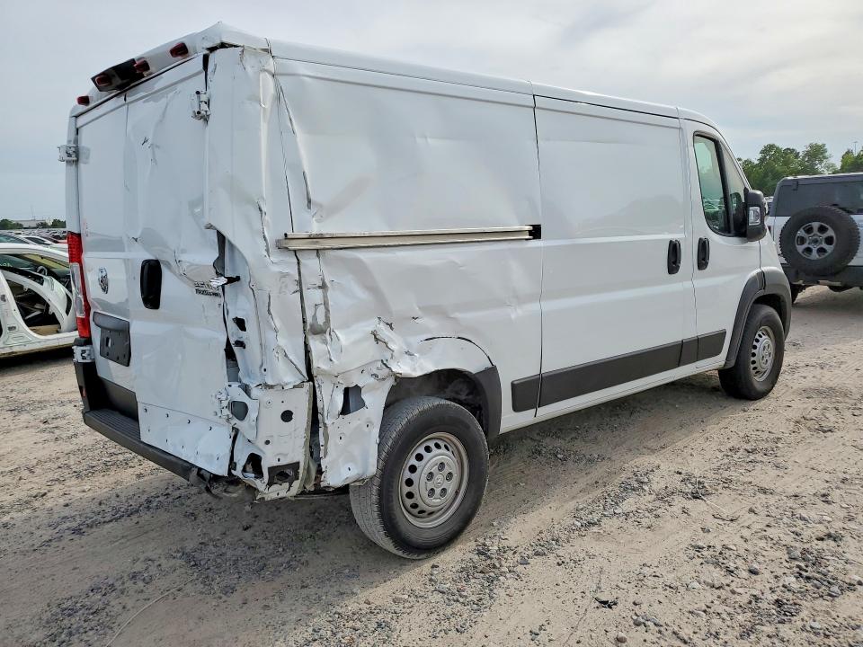 2025 Ram Promaster 2500 VIN 3C6LRVVG0SE511537 COPART salvage auction — REAR END, Fl - Cert Of Title Slvg Rebuildable, sold $10,800 on 2026-07-17 (photo 3)
