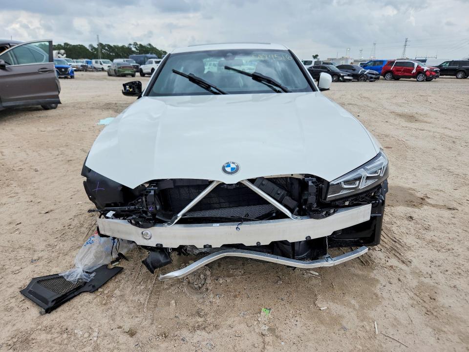 2026 BMW 3er VIN WBA13LA0XTFW61903 COPART salvage auction — FRONT END, Tx - Salvage Vehicle Title, sold $19,200 on 2026-07-10 (photo 5)