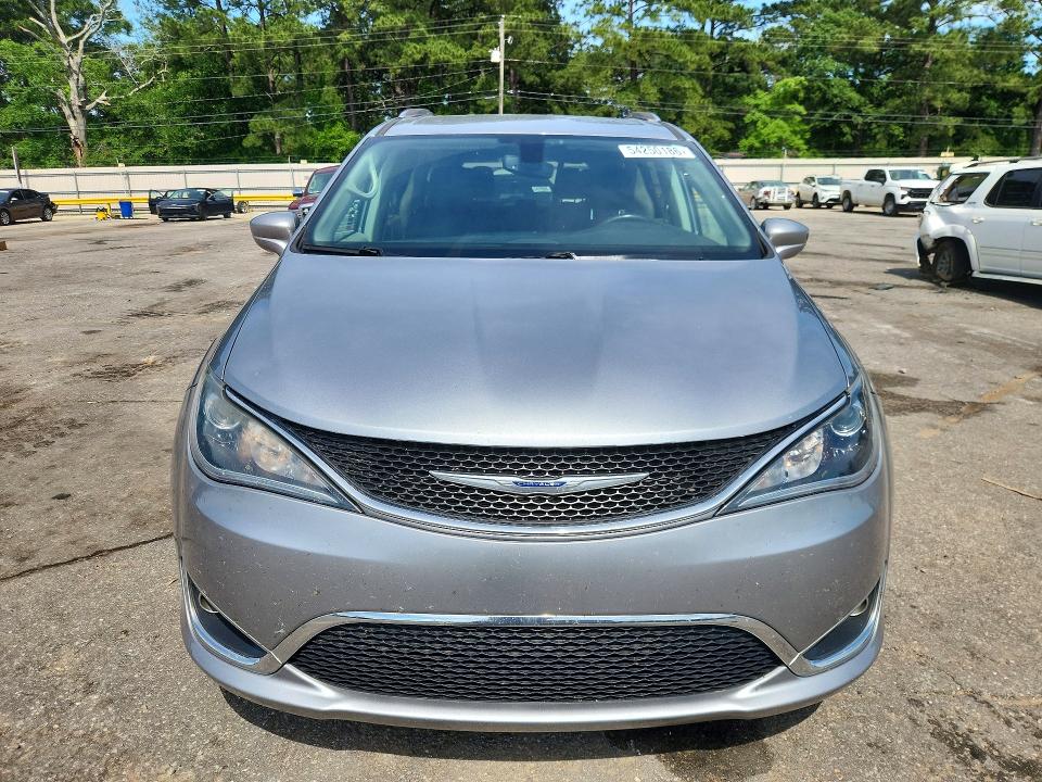 2019 Chrysler Pacifica VIN 2C4RC1BG1KR731849 COPART salvage auction — MINOR DENT/SCRATCHES, Ms - Certificate Of Title, sold $650 on 2026-07-04 (photo 5)