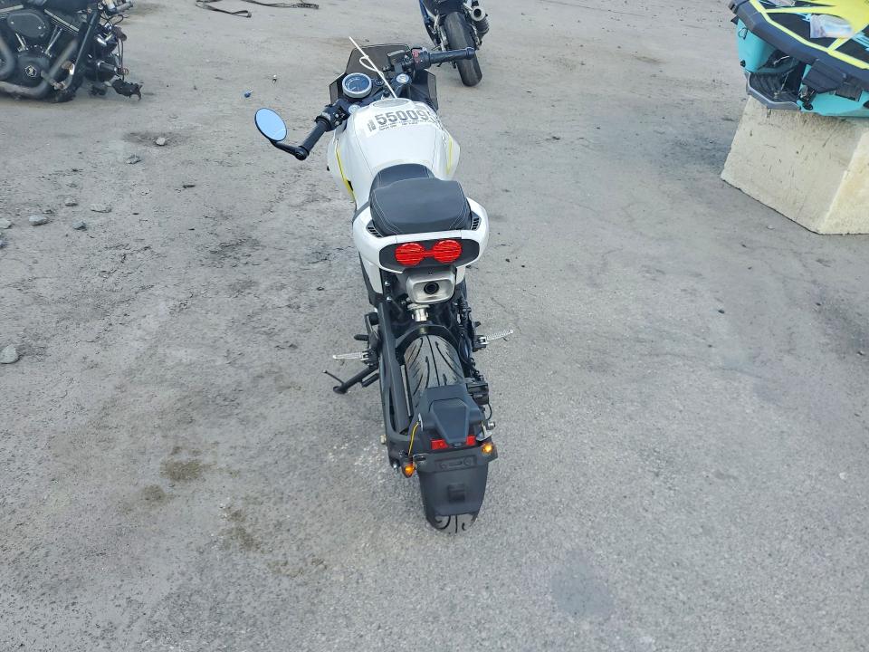 2024 Cf moto Papio VIN LCEPBJL55R6000222 COPART salvage auction — FRONT END, FL - CERT OF TITLE SLVG REBUILDABLE, sold $825 on 2026-07-14 (photo 4)