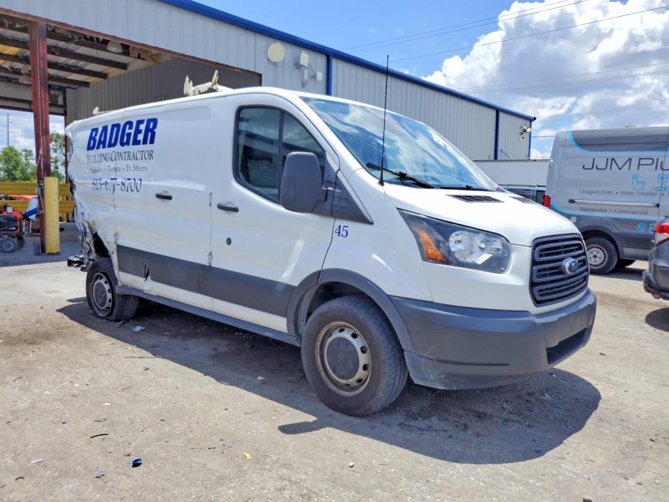 2019 Ford Transit VIN 1FTYR1ZM0KKB23549 COPART salvage auction — REAR END, Fl - Cert Of Title Slvg Rebuildable, sold $2,000 on 2026-07-06 (photo 4)