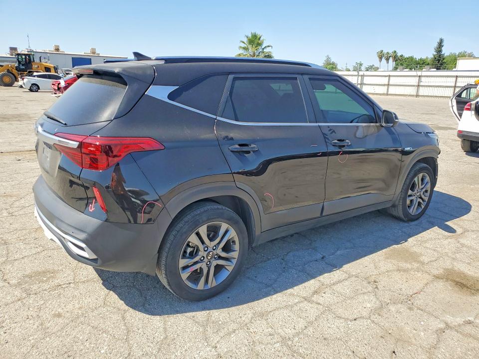 2021 Kia Seltos VIN KNDEUCAA9M7122159 COPART salvage auction — FRONT END, Ca - Salvage Certificate, sold $2,050 on 2026-07-06 (photo 3)