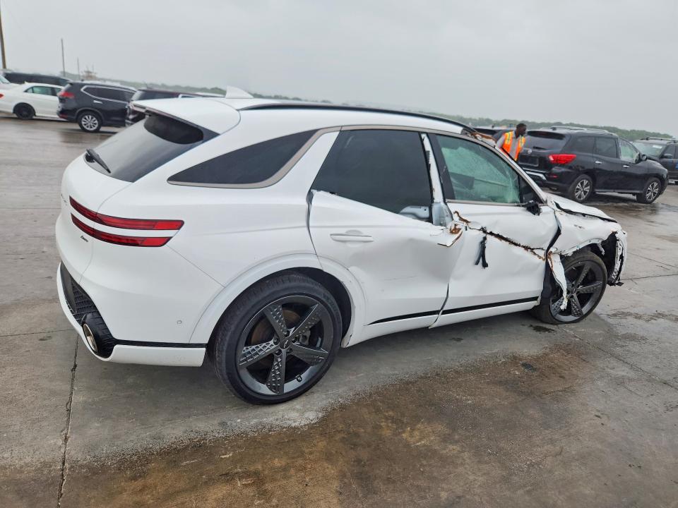 2022 Genesis Gv70 VIN KMUMADTB7NU050653 COPART salvage auction — SIDE, Tx - Cert Of Title-Manufacturer Buy, sold $16,800 on 2026-07-16 (photo 3)