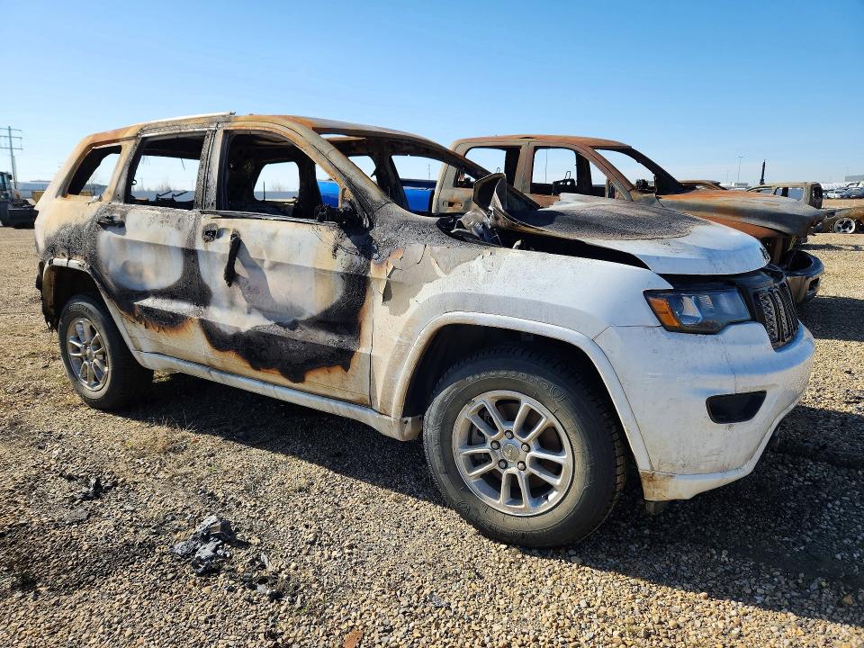 2020 Jeep Grand cherokee VIN 1C4RJFAG7LC357262 COPART salvage auction — INTERIOR BURN, Ab - Bos - Nonrepairable, sold $1,600 on 2026-07-02 (photo 4)
