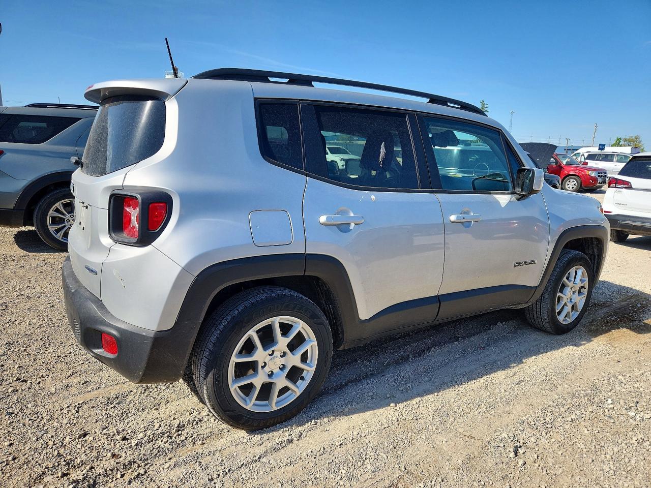 2019 Jeep Renegade VIN ZACNJBBB7KPK29766 COPART salvage auction — Hail, IA - CERT OF TITLE-SALVAGE TITLE, sold $4,550 on 2026-07-01 (photo 3)