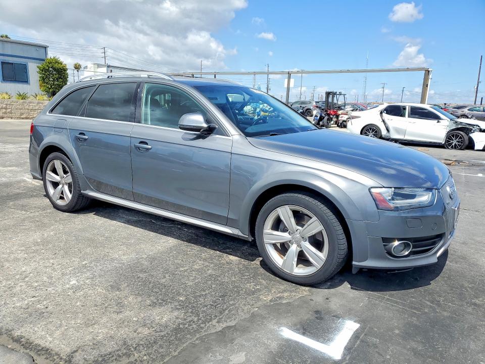 2016 Audi A4 VIN WA1TFAFL1GA014703 COPART salvage auction — REAR END, Ca - Salvage Certificate, sold $4,750 on 2026-07-08 (photo 4)