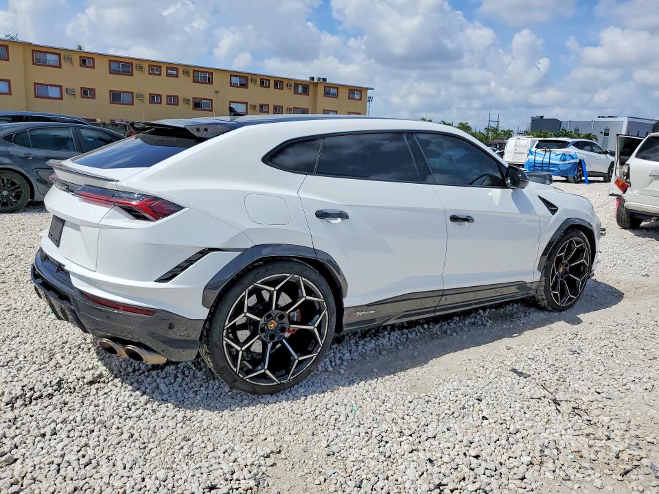 2024 Lamborghini Urus VIN ZPBUC3ZL3RLA34803 COPART salvage auction — FRONT END, Fl - Cert Of Title Slvg Rebuildable, sold $1,850 on 2026-07-31 (photo 3)