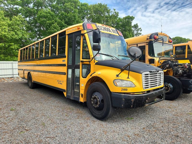 2012 Thomas Saf-t-liner c2 VIN 4UZABRDU9CCBP5462 COPART salvage auction — SIDE, RI - CERTIFICATE OF TITLE, sold $2,500 on 2026-08-31 (photo 1)