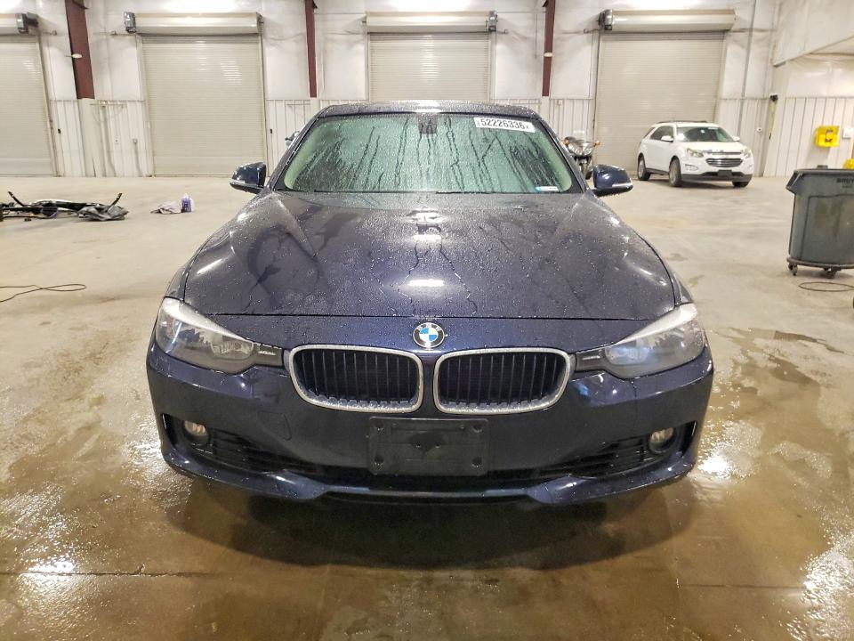 2014 BMW 3er VIN WBA3B5C58EF599744 COPART salvage auction — HAIL, Mn - Cert Of Title-Prior Salvage, sold $2,700 on 2026-07-13 (photo 5)