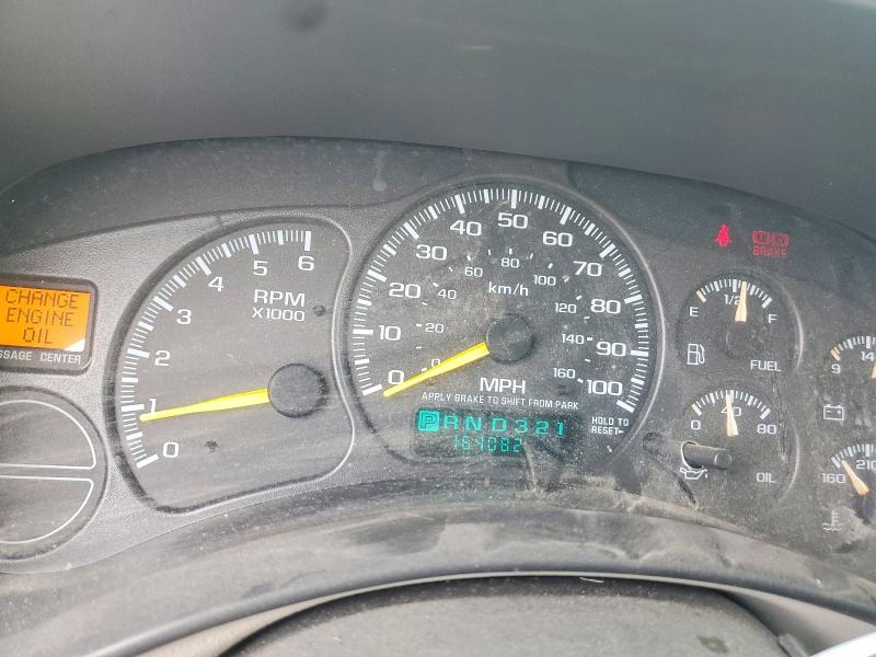 2000 Chevrolet Silverado VIN 2GCEC19TXY1387415 COPART salvage auction — SIDE, Mo - Salvage Certificate Of Title, sold $775 on 2026-07-09 (photo 9)