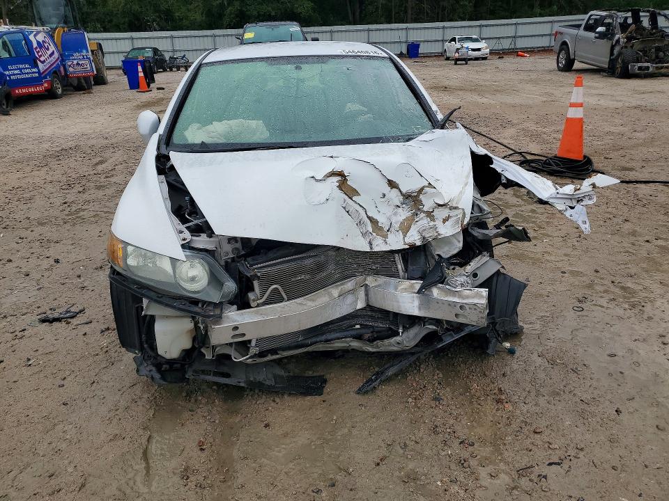 2009 Honda Civic VIN JHMFA36239S018932 COPART salvage auction — FRONT END, Nc - Salvage Certificate Of Title, sold $375 on 2026-07-10 (photo 5)