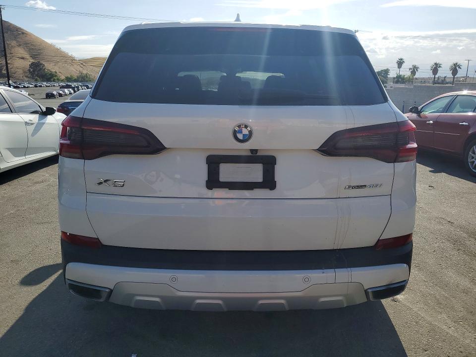 2020 BMW X5 VIN 5UXCR4C06L9C57607 COPART salvage auction — MINOR DENT/SCRATCHES, Ca - Dis/Dlr/Exp Only Clean Title, sold $16,800 on 2026-07-14 (photo 6)