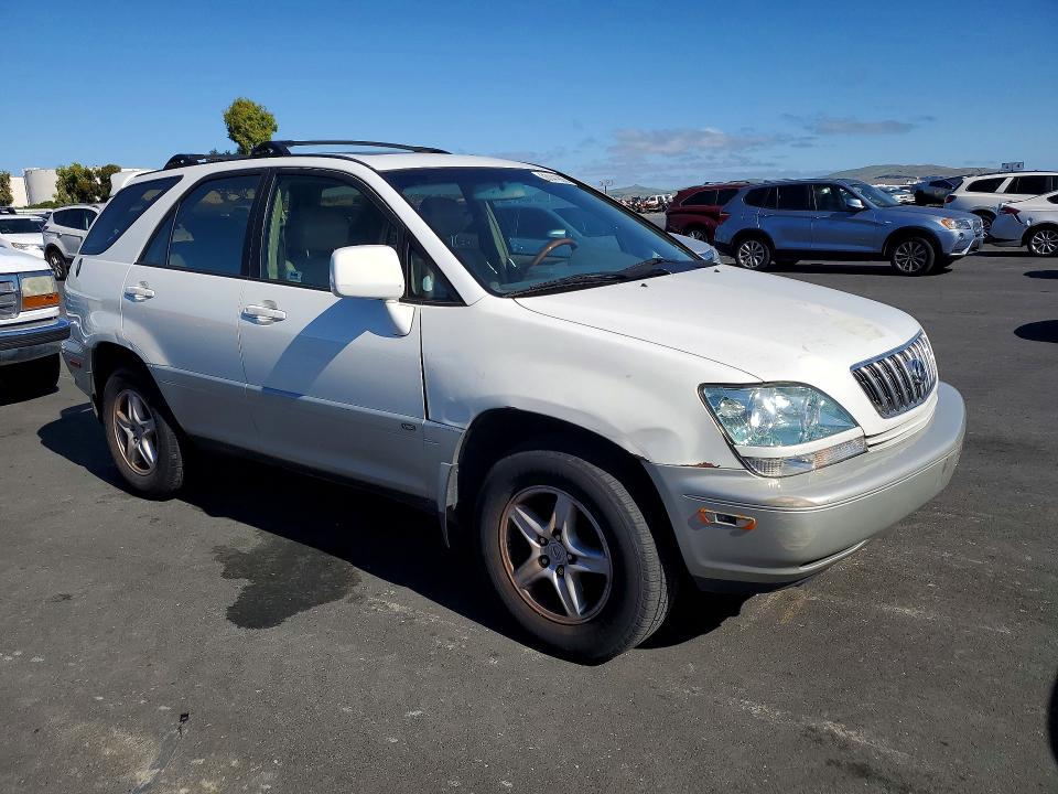 2003 Lexus Rx 300 VIN JTJHF10U330305553 COPART salvage auction — VANDALISM, CA - SALVAGE CERTIFICATE, sold $650 on 2026-07-15 (photo 4)