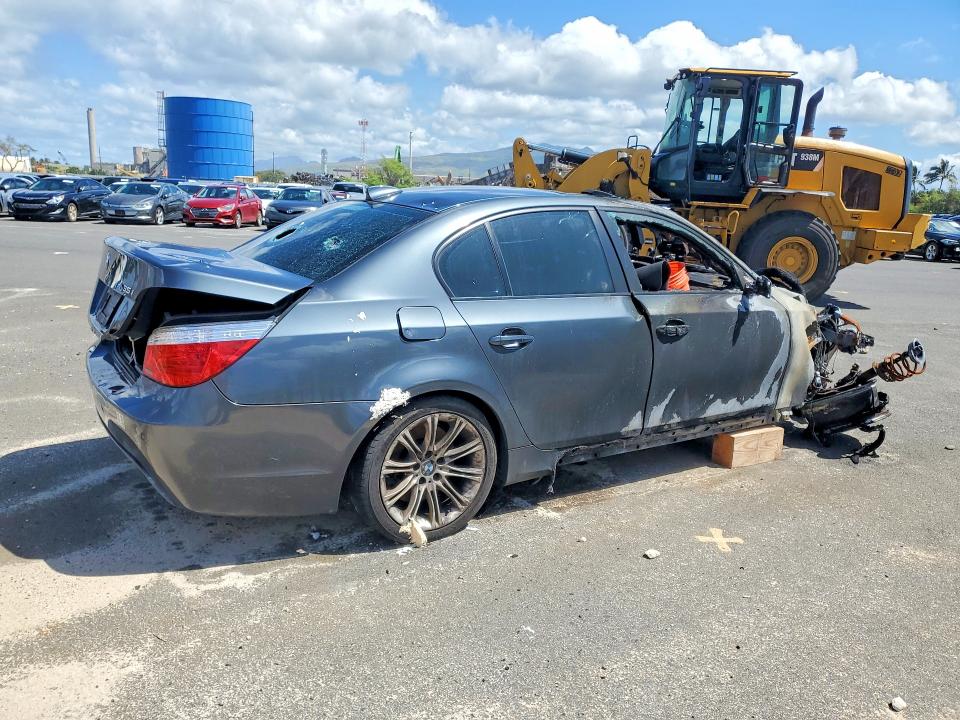 2010 BMW 5er VIN WBANW1C5XAC165536 COPART salvage auction — BURN, Hi - Certificate Of Salvage, sold $25 on 2026-08-03 (photo 3)