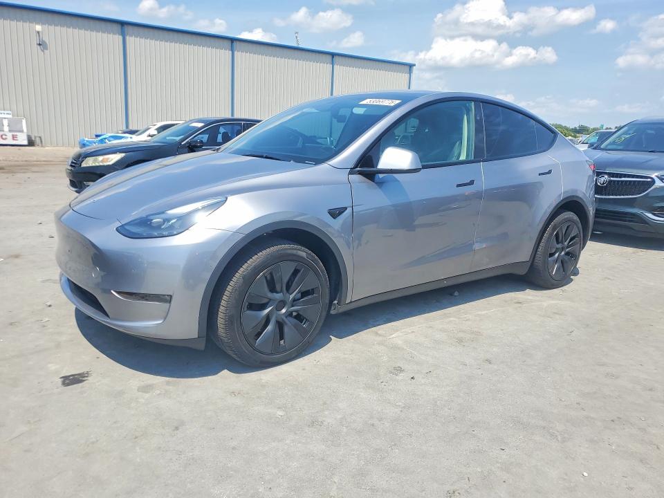 2024 Tesla Model y VIN 7SAYGDEEXRA320838 COPART salvage auction — MINOR DENT/SCRATCHES, Tx - Certificate Of Title (P), sold $20,600 on 2026-07-13 (photo 1)