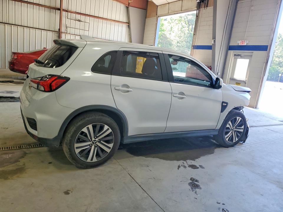 2025 Mitsubishi VIN JA4ARUAU4SU011298 COPART salvage auction — FRONT END, Va - Cert Of Title - Salvage, sold $8,000 on 2026-07-10 (photo 3)
