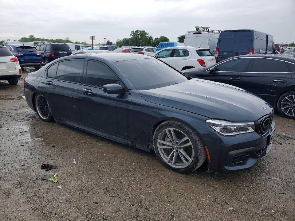 2017 BMW 7er VIN WBA7F2C58HG421917 COPART salvage auction — MINOR DENT/SCRATCHES, Wv - Certificate Of Title, sold $10,500 on 2026-07-27 (photo 4)