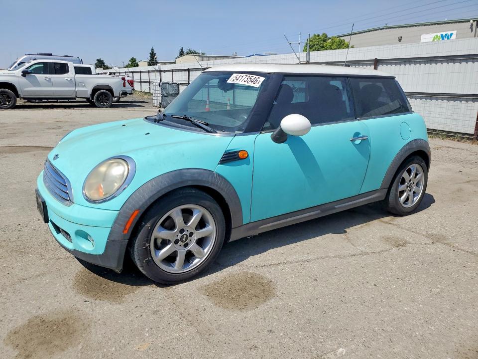 2009 Mini Cooper VIN WMWMF33519TW79262 COPART salvage auction — MINOR DENT/SCRATCHES, Ca - Dis/Dlr/Exp Clean W/Salv Hist, sold $225 on 2026-08-14 (photo 1)