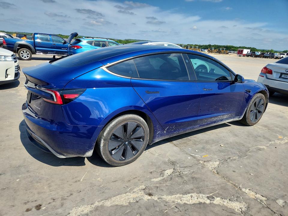 2025 Tesla Model 3 VIN 5YJ3E1EB4SF015393 COPART salvage auction — SIDE, Tx - Salvage Vehicle Title, sold $12,100 on 2026-07-13 (photo 3)