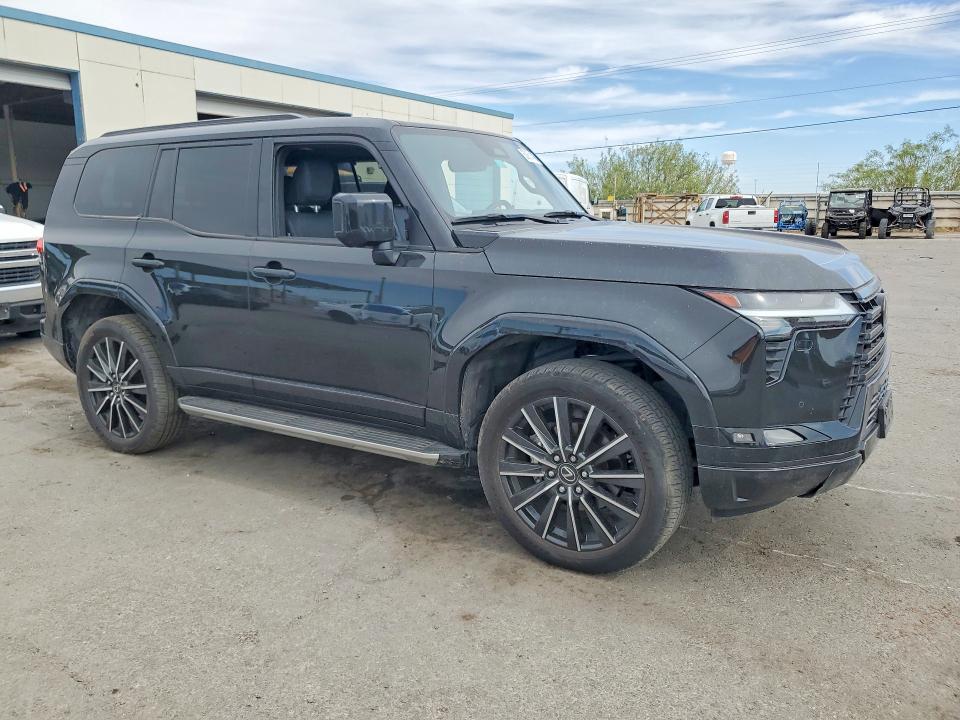 2024 Lexus Gx VIN JTJVBCDX7R5014712 COPART salvage auction — MINOR DENT/SCRATCHES, Tx - Certificate Of Title, sold $37,250 on 2026-07-31 (photo 4)
