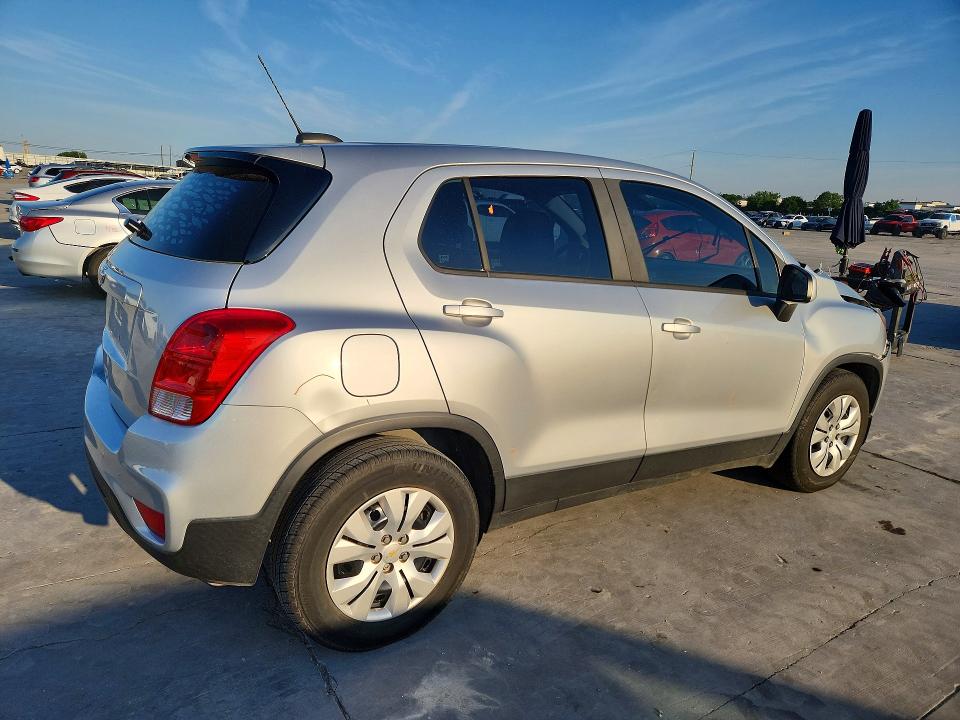 2017 Chevrolet Trax VIN KL7CJKSB5HB105506 COPART salvage auction — FRONT END, Tx - Certificate Of Title, sold $1,150 on 2026-07-02 (photo 3)