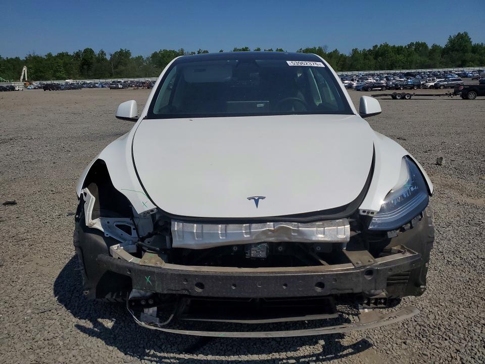2021 Tesla Model y VIN 5YJYGAEE3MF136901 COPART salvage auction — FRONT END, NJ - CERT OF TITLE-SALVAGE, sold $10,700 on 2026-07-31 (photo 5)