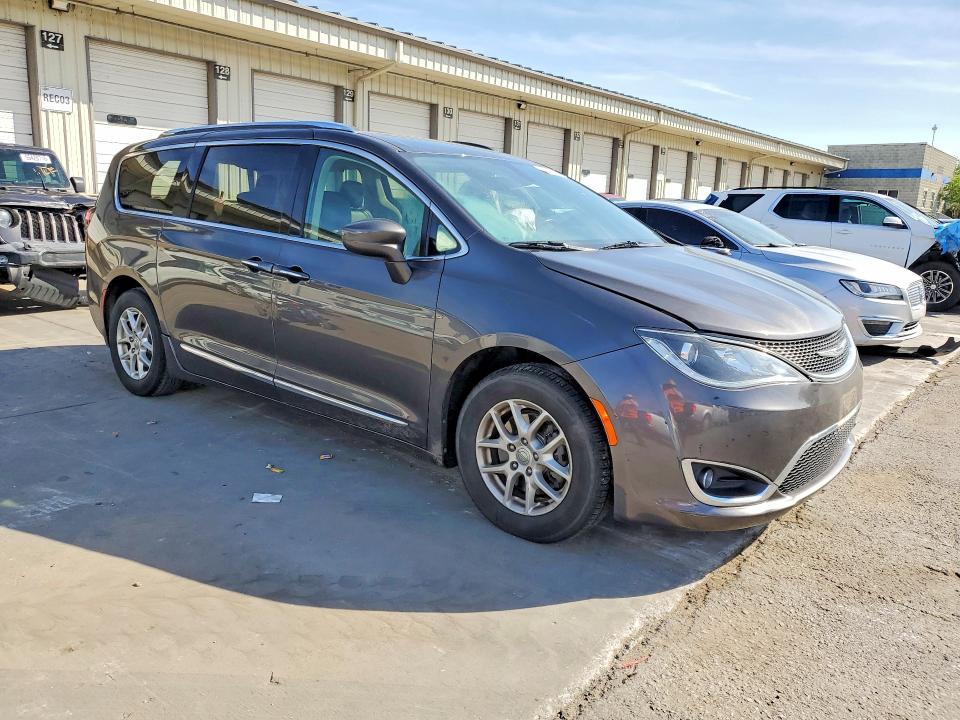 2020 Chrysler Pacifica VIN 2C4RC1BG0LR125573 COPART salvage auction — REAR END, Ky - Cert Of Title-Salvage, sold $3,150 on 2026-07-09 (photo 4)