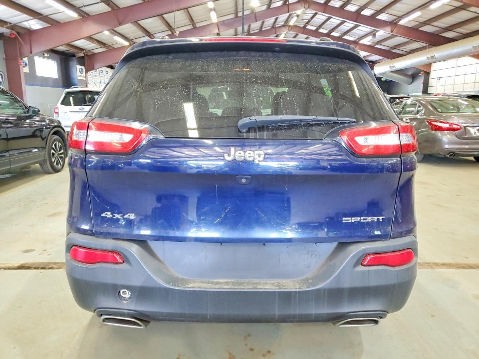 2016 Jeep Cherokee VIN 1C4PJMAS1GW252043 COPART salvage auction — MINOR DENT/SCRATCHES, Wv - Certificate Of Title, sold $1,950 on 2026-07-10 (photo 6)