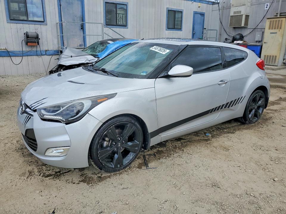 2013 Hyundai Veloster VIN KMHTC6AD4DU101111 COPART salvage auction — MINOR DENT/SCRATCHES, Mt - Dis/Dlr/Exp Only Clean Title, sold $725 on 2026-07-13 (photo 1)